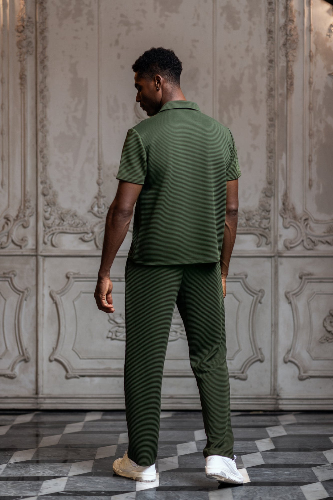 Del Mar Short Sleeve Horizontal Stripe Pleated Shirt - Khaki