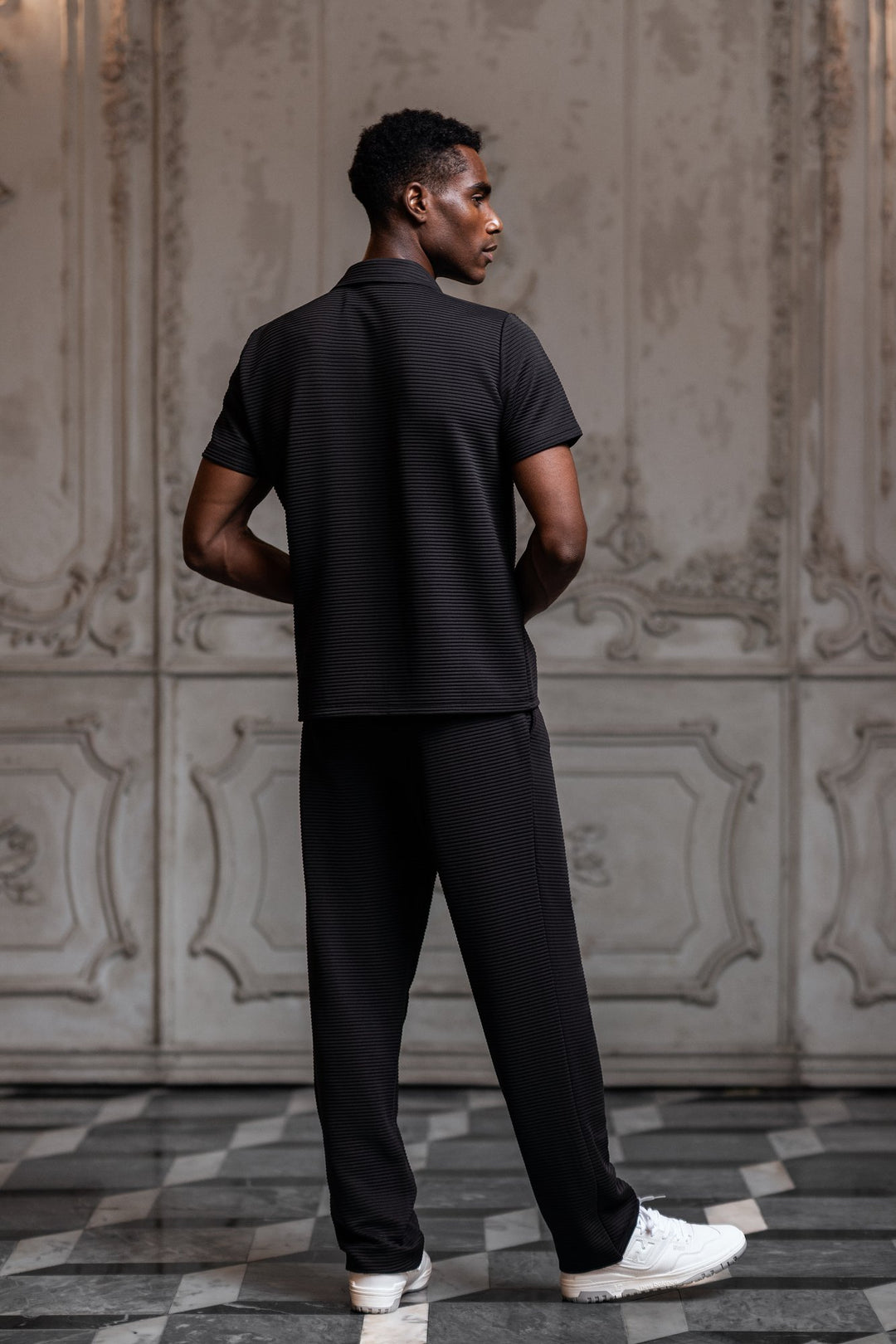 Del Mar Pleated Horizontal Stripe Trousers - Black