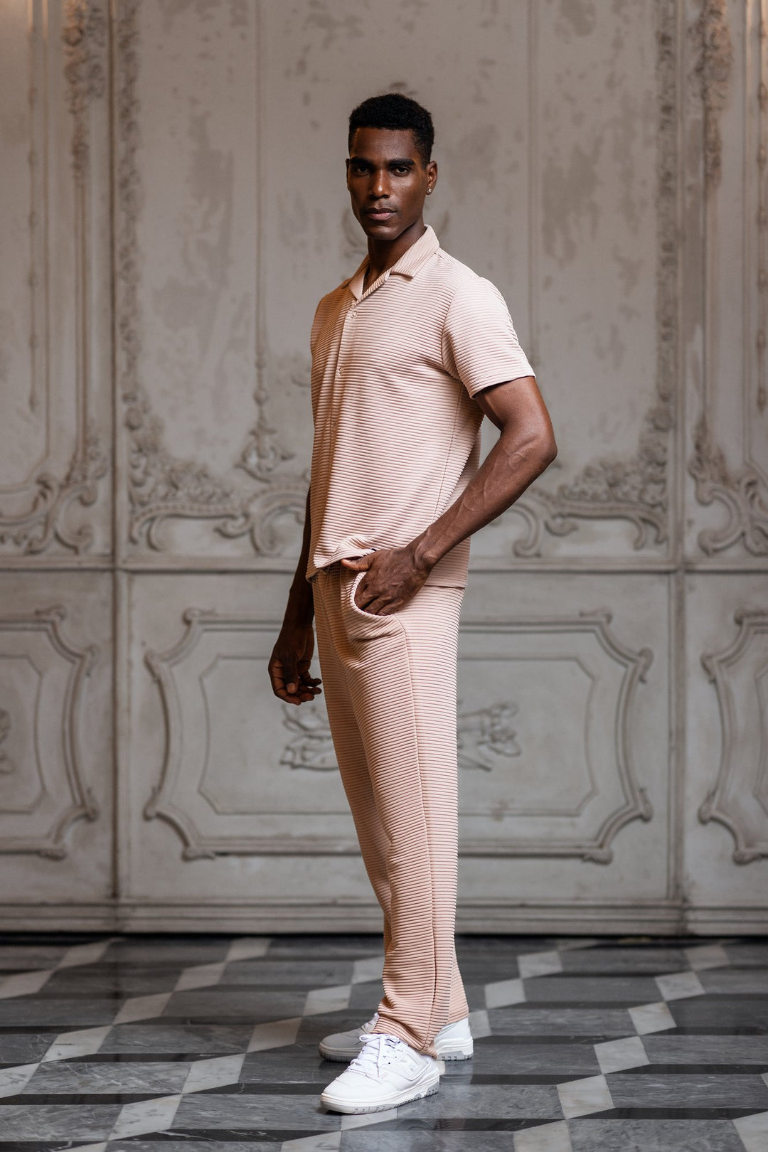 Del Mar Short Sleeve Horizontal Stripe Pleated Shirt - Nude